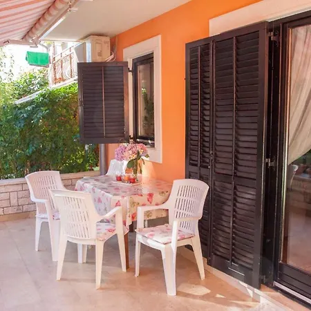 In Porec/istrien 38386 Apartment *
